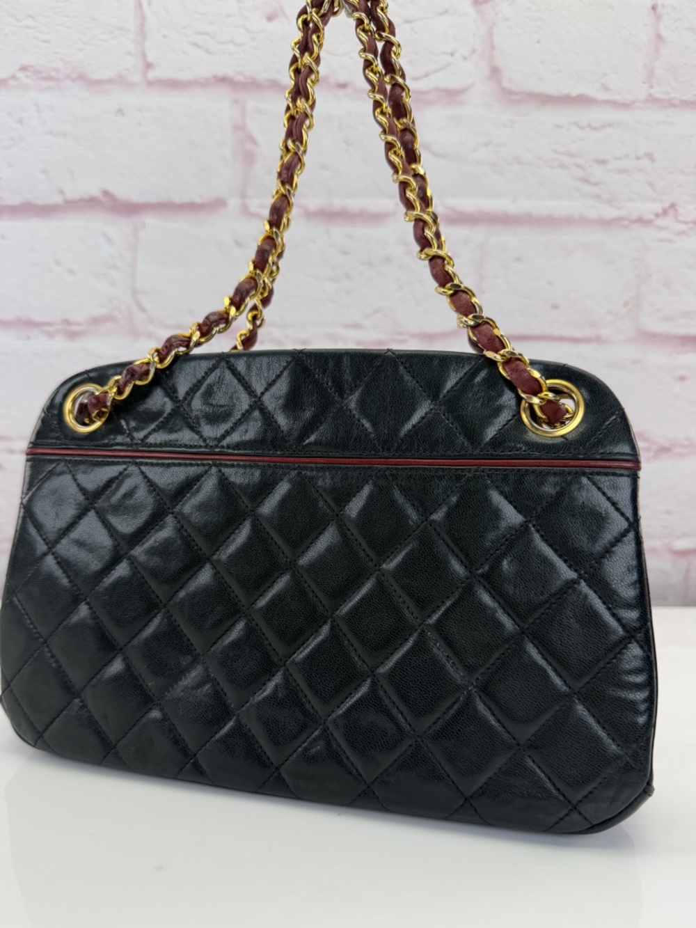 Chanel Vintage Calfksin Black Quilted Chain Kisslock Shoulder Bag